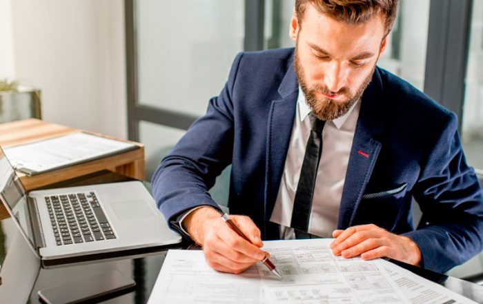 Aprenda 3 passos simples de como fazer uma gestão financeira eficaz